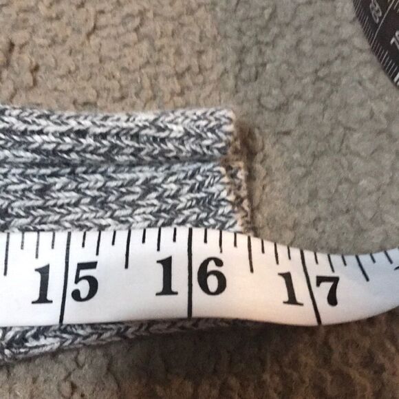 Old Navy Size 5 Pullover Sweater Gray White - Picture 10 of 12